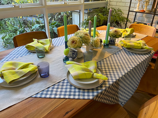 Table Runner vs. Tablecloth: Which One Works Harder for Your Tablescape?