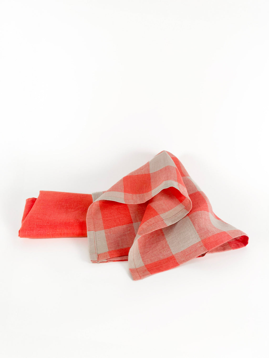 Coral Crush: Linen Napkin & Table Runner Set