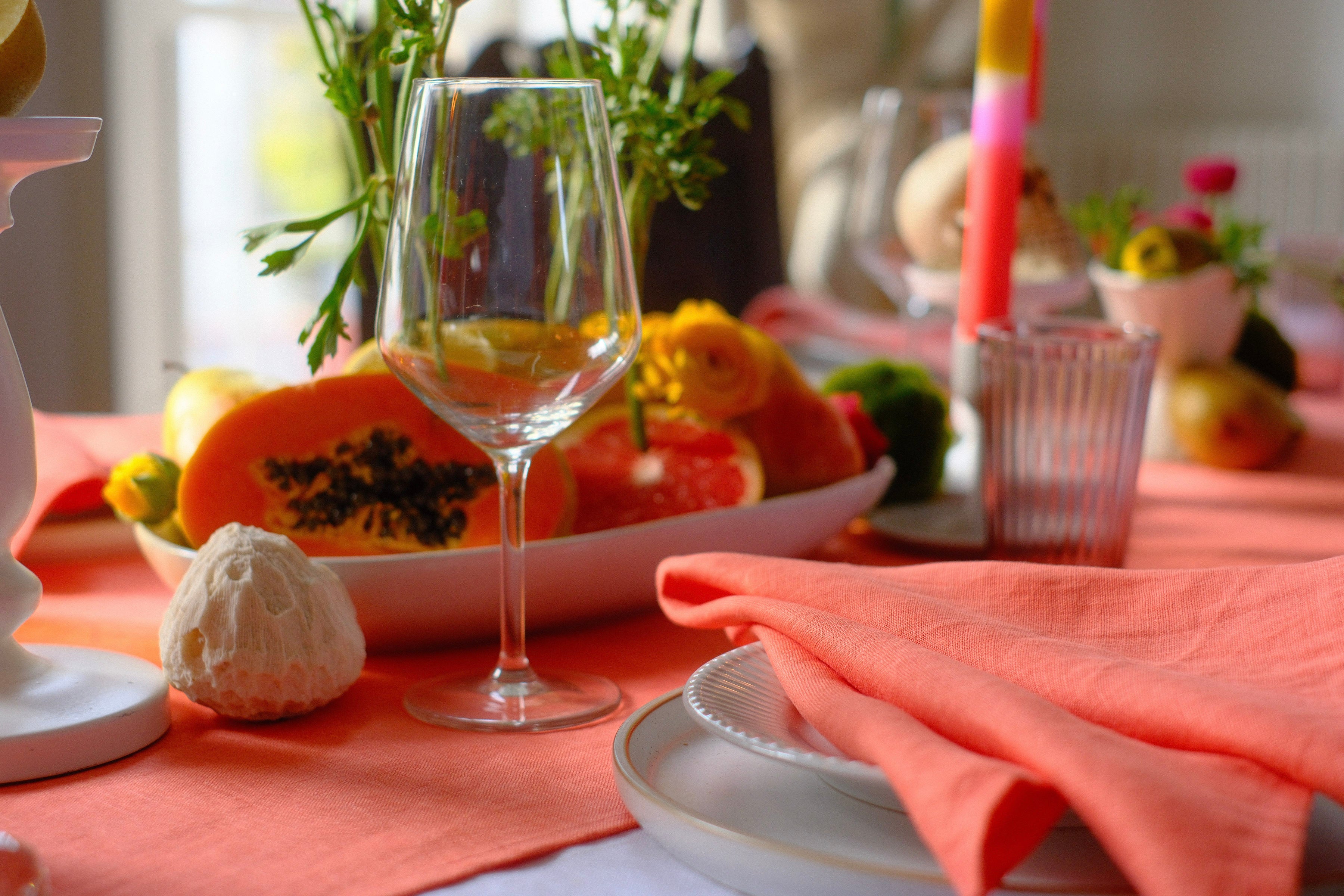 Coral Crush: Linen Napkin & Table Runner Set