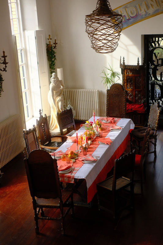 Grapefruit Edge Tablecloth